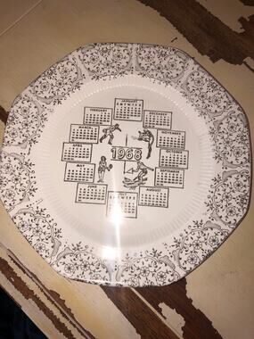 Revere Vintage 1968 Stone Ware Plate with Calendar Months